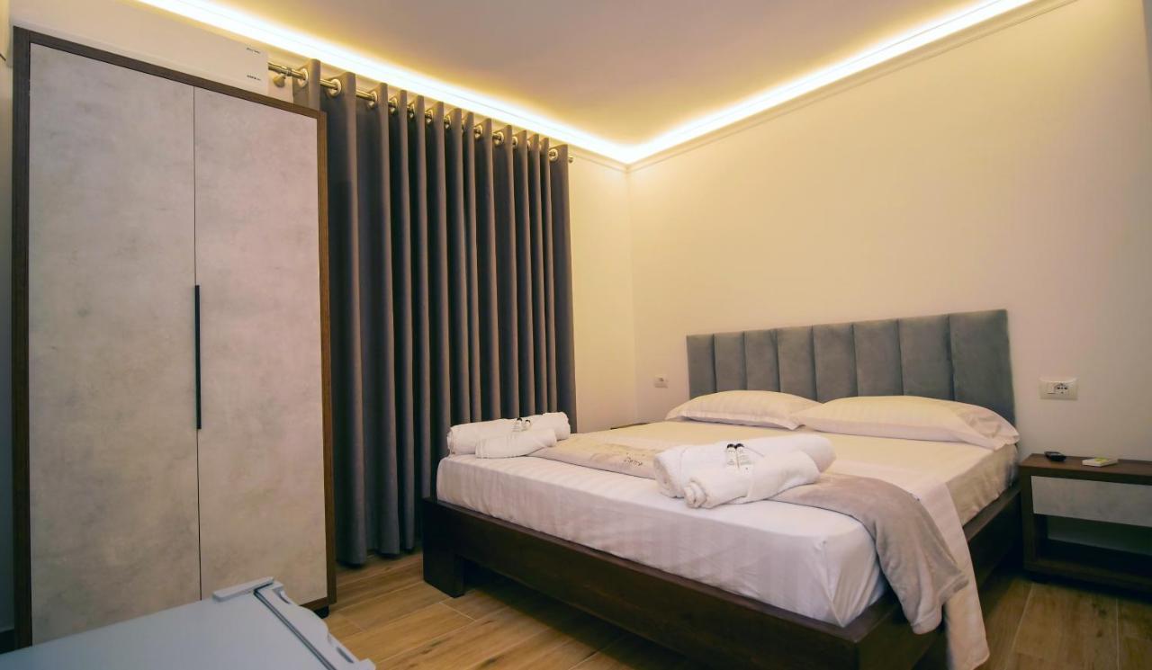 Vila Fatos Qama Berat Exterior foto